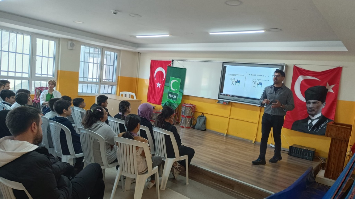 OKULUMUZ ÖĞRENCİLERİNE BAĞIMLILIK SEMİNERİ VERİLDİ